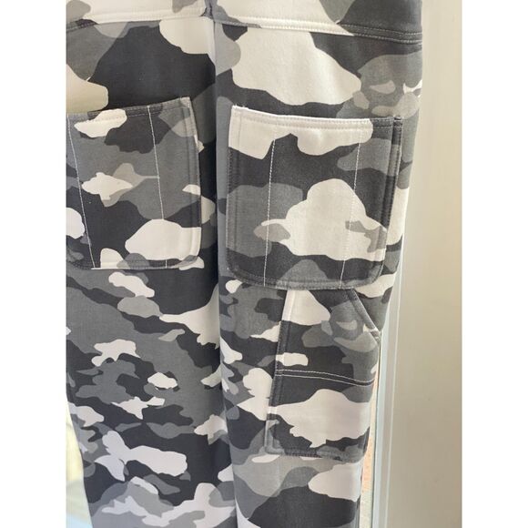 Urban Outfitters Champion Grey Camouflage Super Fleece Bib Overalls Size XS - Picture 9 of 11